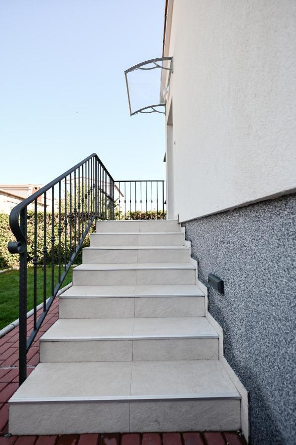 Apartamento Remi Sukošan Exterior foto