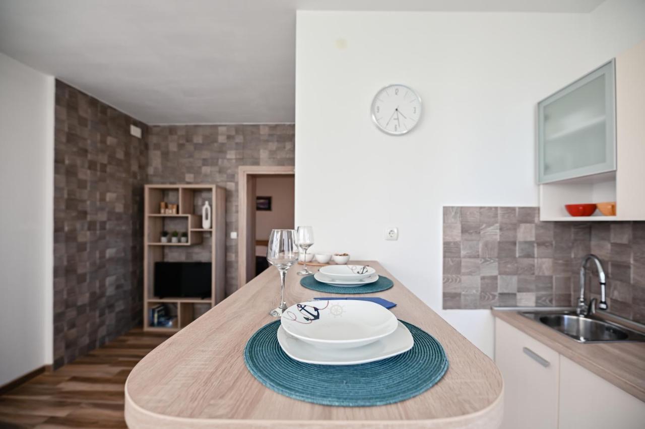 Apartamento Remi Sukošan Exterior foto