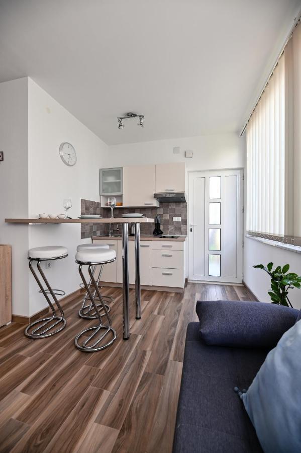 Apartamento Remi Sukošan Exterior foto